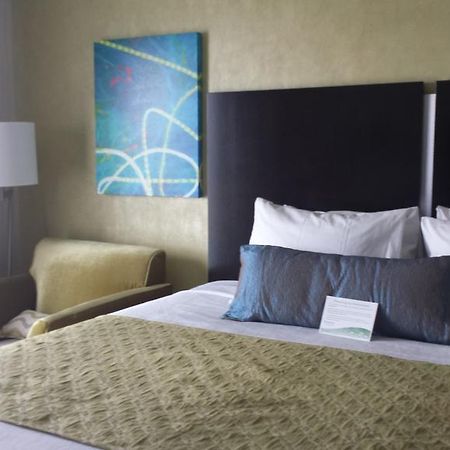 Best Western Plus Laguardia Airport Hotel New York Bilik gambar
